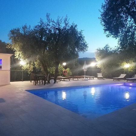 Agriturismo Valle Dei Gelsi 페스키치 외부 사진