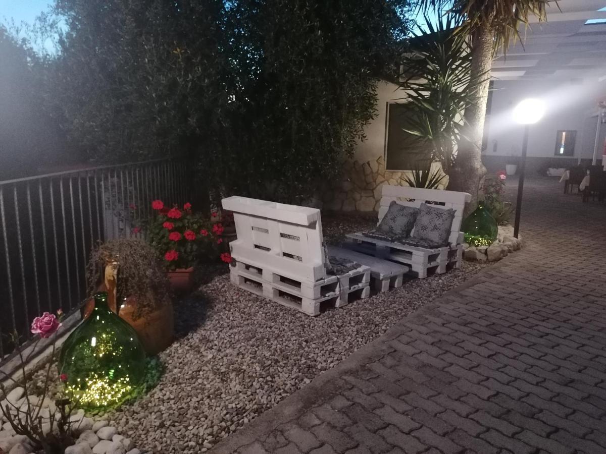 Agriturismo Valle Dei Gelsi 페스키치 외부 사진